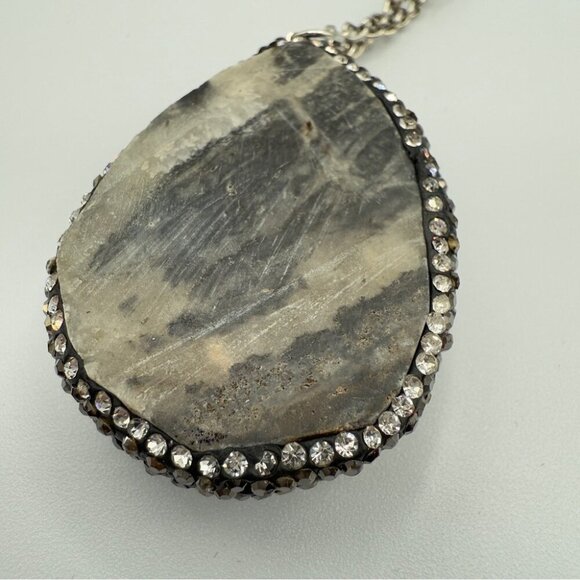 Natural White Druzy Quartz Pendant Necklace - Picture 8 of 16